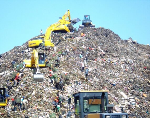 6 Ribu Keluarga di Kelurahan Sumur Batu Siap Terima Kompensasi Bau dari TPST Bantargebang