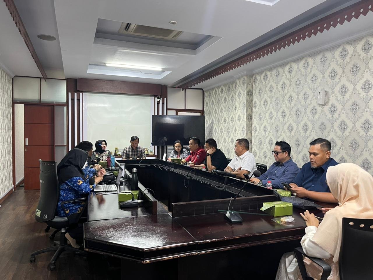 Rapat Kerja Komisi II DPRD Kota Bekasi Bahas Permohonan Pembangunan Fasilitas Pengelolaan Sampah Menjadi Energi Listrik (PSEL)