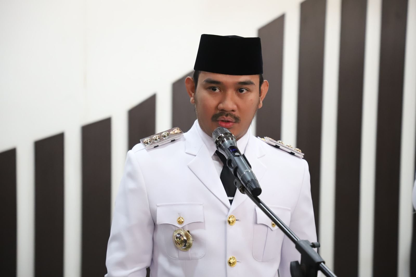 Honor RT/RW Kabupaten Bekasi Naik Rp100 Ribu Mulai 2026, Janji Bupati Terealisasi