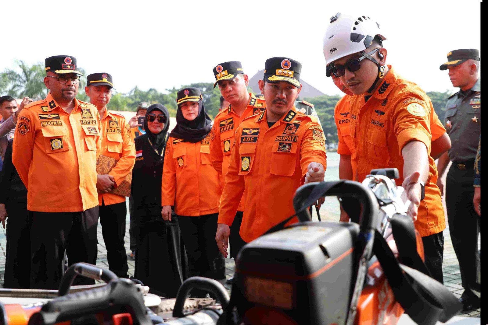 Hadapi Cuaca Ekstrem! Pj Bupati Bekasi Pimpin Apel Gelar Pasukan Siaga Bencana Hidrometeorologi