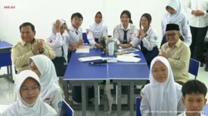 Prabowo Resmikan Digitalisasi Pembelajaran di SMPN 4 Bekasi, Wujudkan Visi ‘Indonesia Cerdas Prabowo Resmikan Digitalisasi Pembelajaran di SMPN 4 Bekasi, Wujudkan Visi ‘Indonesia Cerdas