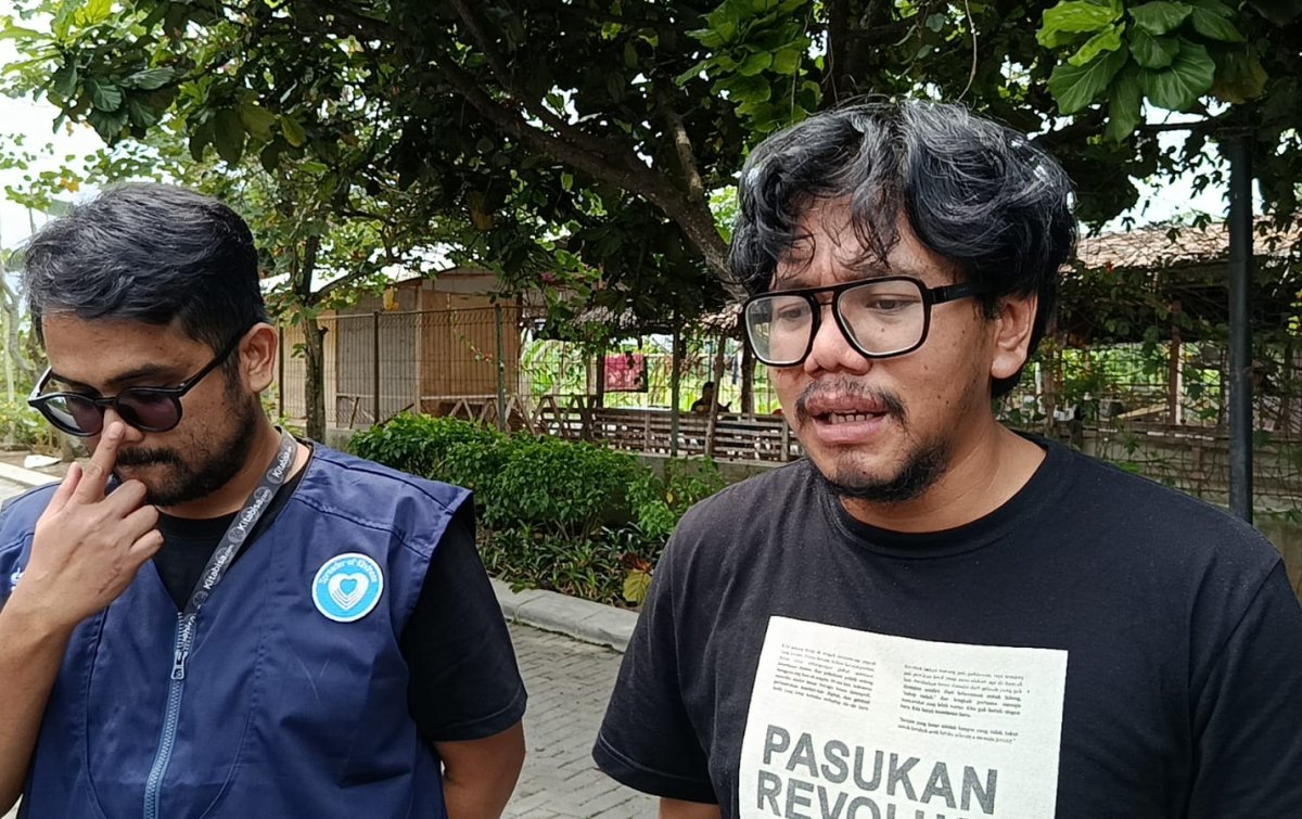 Ferry Irwandi Ungkap Kesulitan Cari Pesawat Komersial, Akhirnya Bantuan Korban Banjir Sumatera Dikirim via Polri