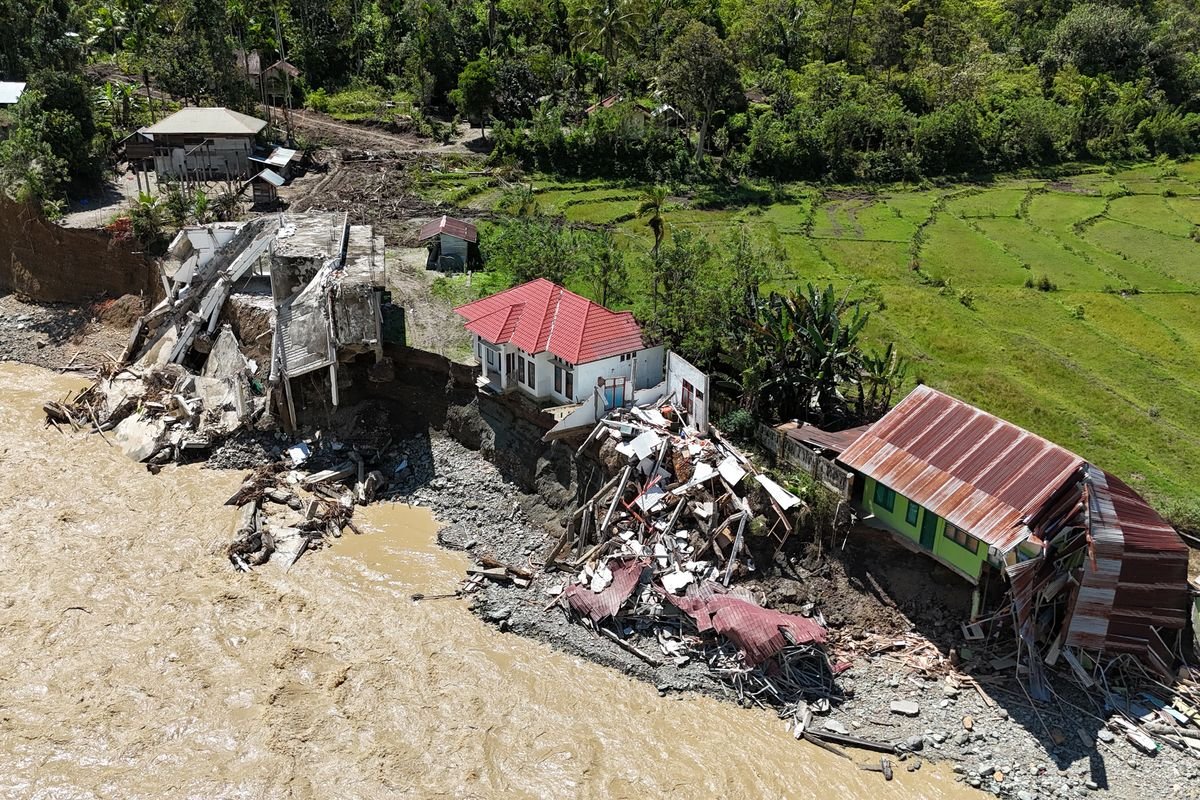 Nagan Raya Aceh Terombang-ambing: Korban Banjir Menanti Bantuan Pusat yang Tak Kunjung Datang