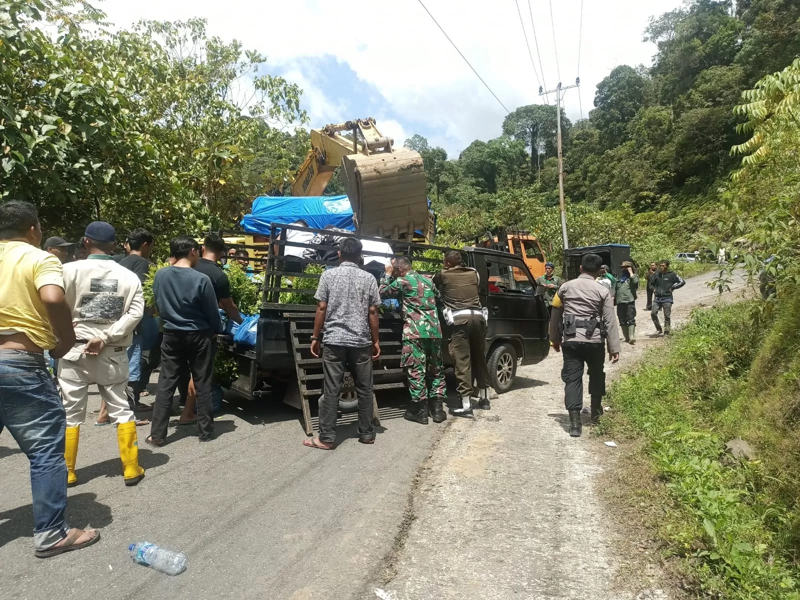 Misi Kemanusiaan Berujung Duka: Eks Ketua DPRD Pasaman Tewas Tertimpa Alat Berat Saat Antar Bantuan Bencana