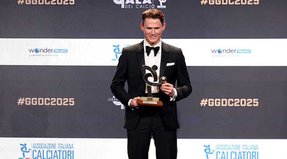 scott-mctominay-dinobatkan-sebagai-pemain-terbaik-serie-a-2025