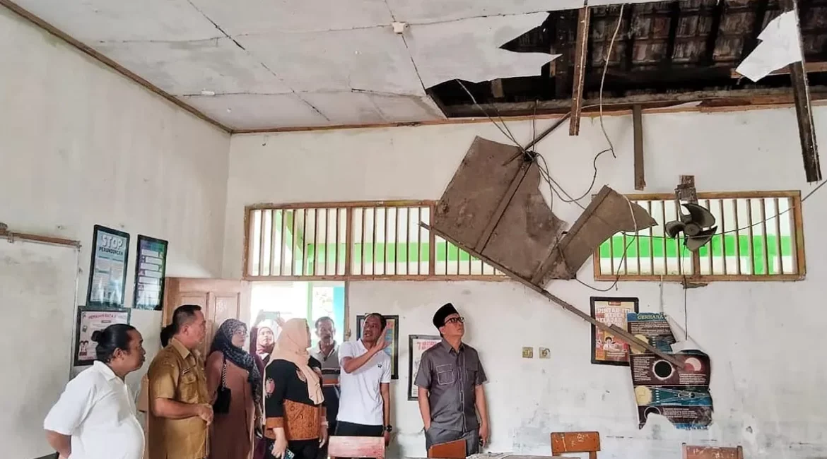 SDN-Sukamanah-02-Rusak-3614341335