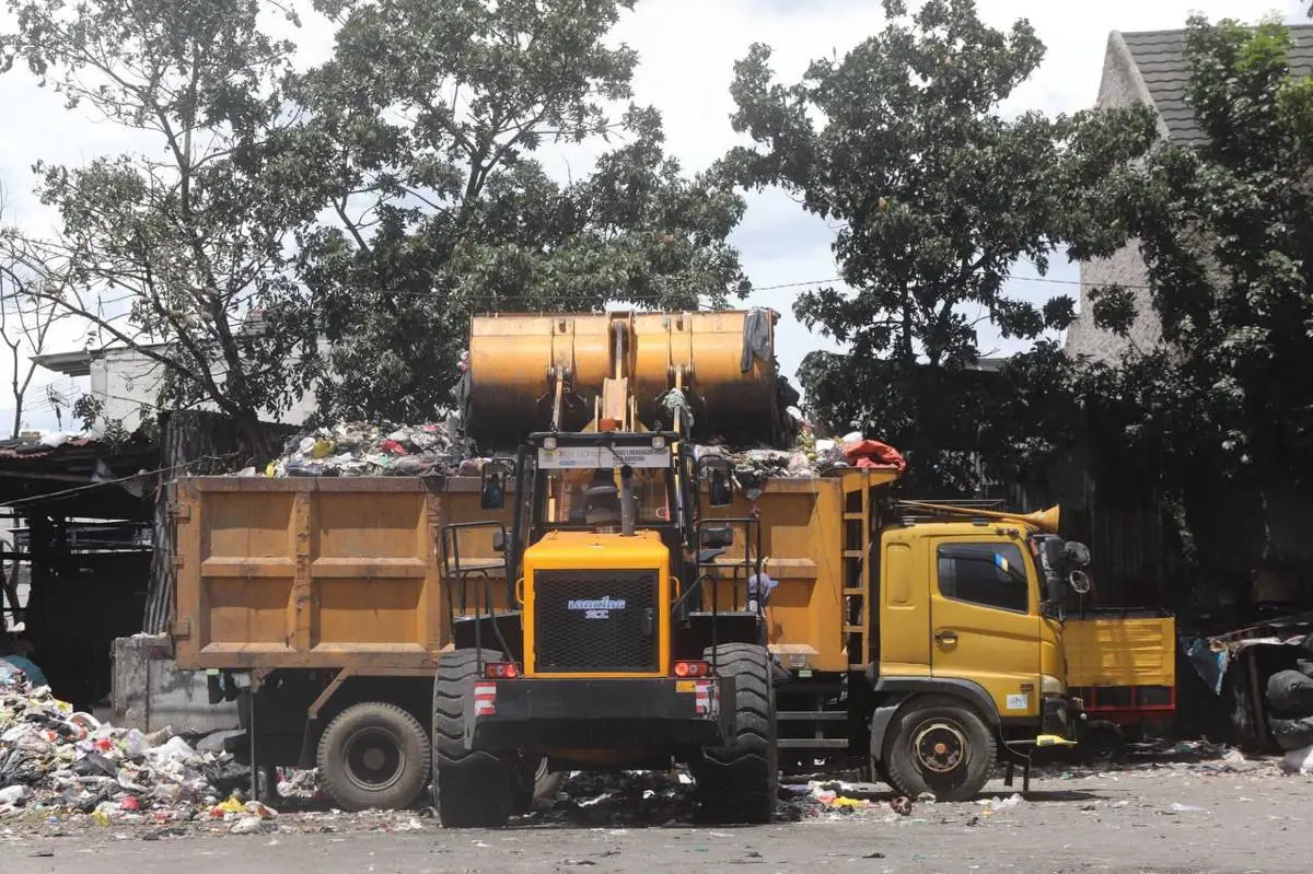 Imbas Larangan Insinerator, DLH Bandung Mulai Kirim 100 Ton Sampah ke Bekasi Setiap Hari