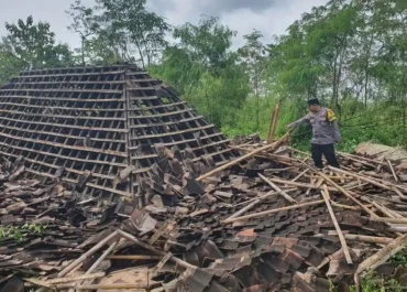 Tragedi Rumah Tua di Gunungkidul: Ambruk Akibat Lapuk, Timpa Lansia yang Hidup Sebatang Kara