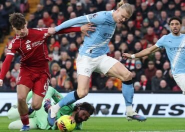 Drama Anfield: Manchester City Bangkit 2-1 dan Szoboszlai Red Card di Akhir yang Kontroversial