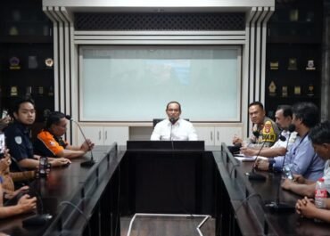 Ketua DPRD Kota Bekasi Mediasi Organda untuk Atasi Konflik Trayek Angkot dan Trans Beken