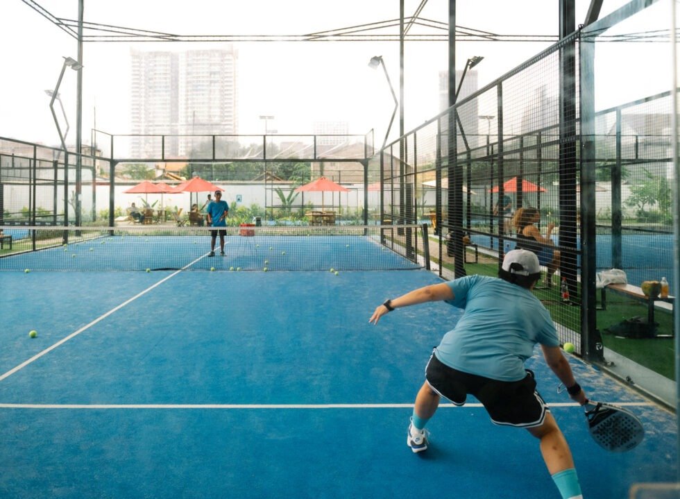 Aturan Baru! Pemprov DKI Batasi Jam Operasional Lapangan Padel di Kawasan Permukiman Demi Ketenangan Warga