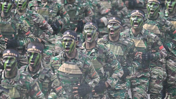 indonesia-siap-mengerahkan-8000-prajurit-tni-ke-palestina-pasukan-asing-pertama-yang-mencapai-gaza-1770785512187