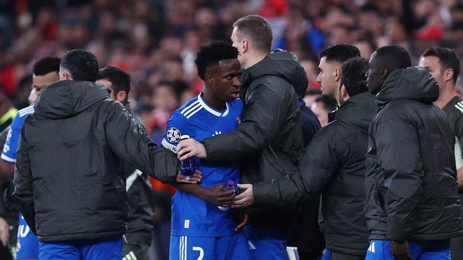 soccer-champions-slb-rma-1771370236498_169