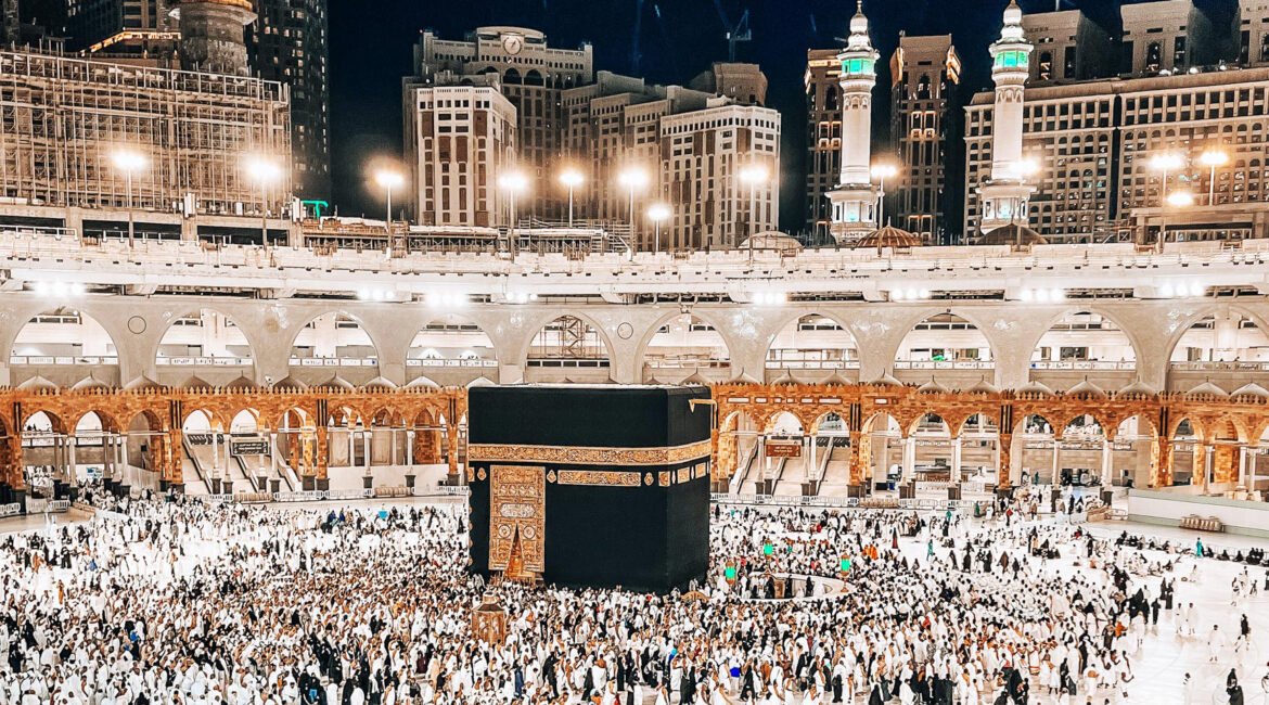 umrah-in-saudi-arabia-meta-1677118183