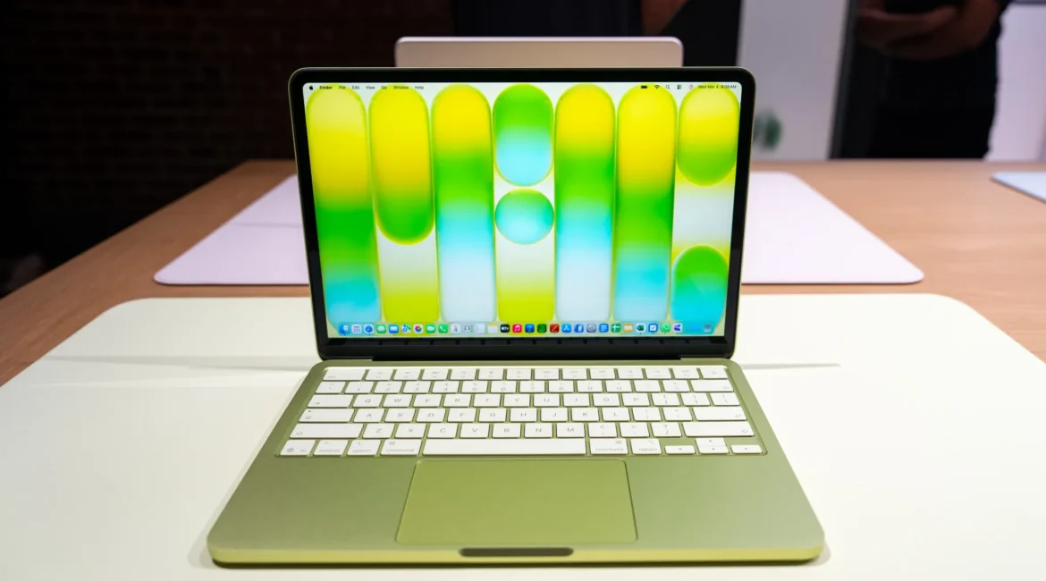 030426_Apple_MacBook_Neo_ADiBenedetto_0001_f67bd4