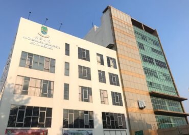 Korban Kecelakaan Kereta Bekasi Bertambah: Puluhan Pasien Masih Dirawat Intensif