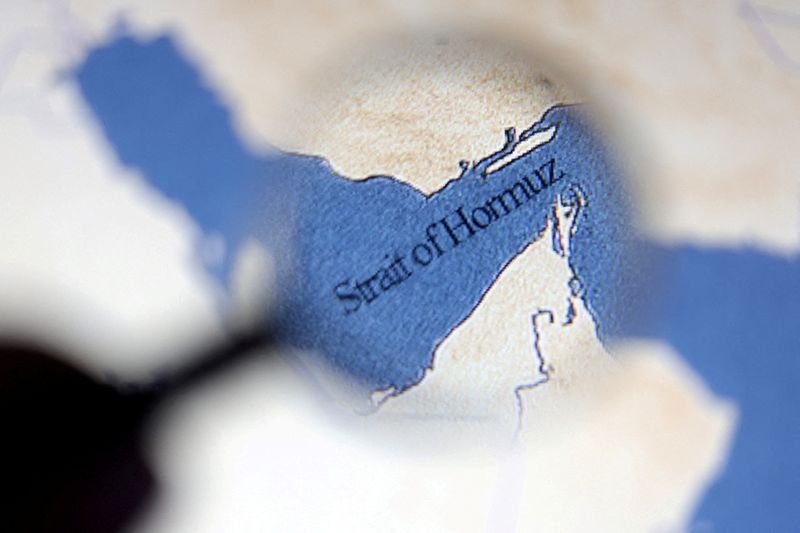 FILE PHOTO: FILE PHOTO: Illustration shows map showing the Strait of Hormuz and Iran