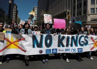 Gelombang “No Kings” Guncang Amerika: 8 Juta Warga Turun ke Jalan, Demokrasi Disebut Sedang Diuji