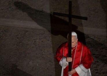 Rumah Keluarga Paus Leo di AS Diteror Ancaman Bom, Aparat Langsung Bergerak