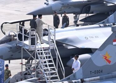 Perkuat Pertahanan Nasional, Prabowo Serahkan Deretan Pesawat Tempur dan Alutsista Modern ke TNI