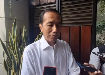 Gugatan Ijazah Kembali Mengemuka, Jokowi Pilih Tenang Hadapi Proses Hukum di Solo