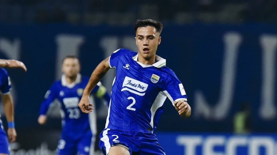 98624-pemain-persib-bandung-eliano-reijnders