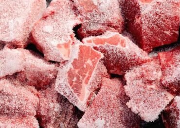 3 Cara Aman Mencairkan Daging Beku Tanpa Merusak Tekstur dan Nutrisi