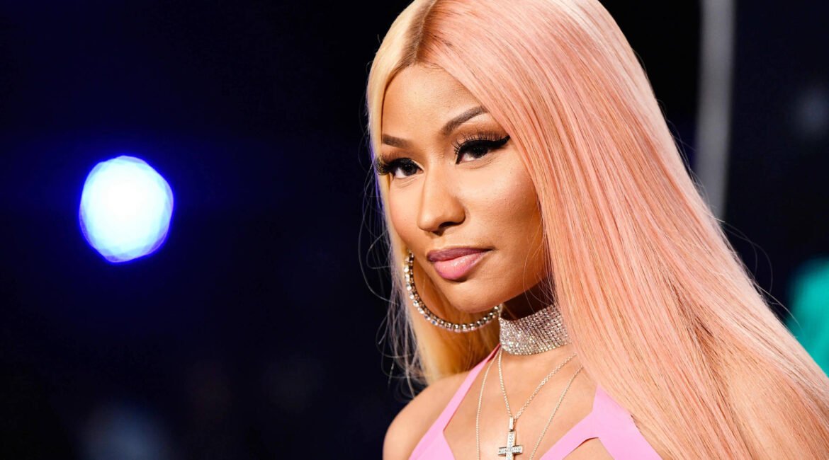 nicki-minaj-hd-peach-hair-fpvgwg7ug778vtsk