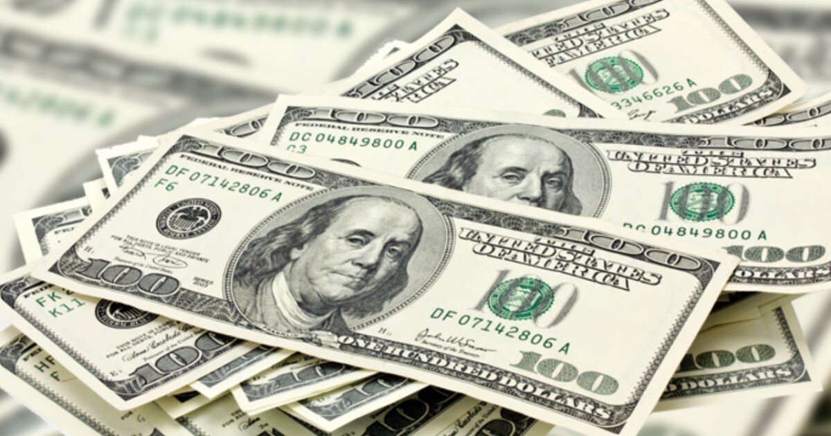 Dolar AS Perkasa Saat Harga Minyak Melonjak, Pasar Obligasi Global Ikut Tertekan