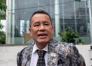 Hotman Paris Mundur dari Tim Kuasa Hukum Eks Jampidsus Febrie Adriansyah, Fokus Jalani Pengobatan