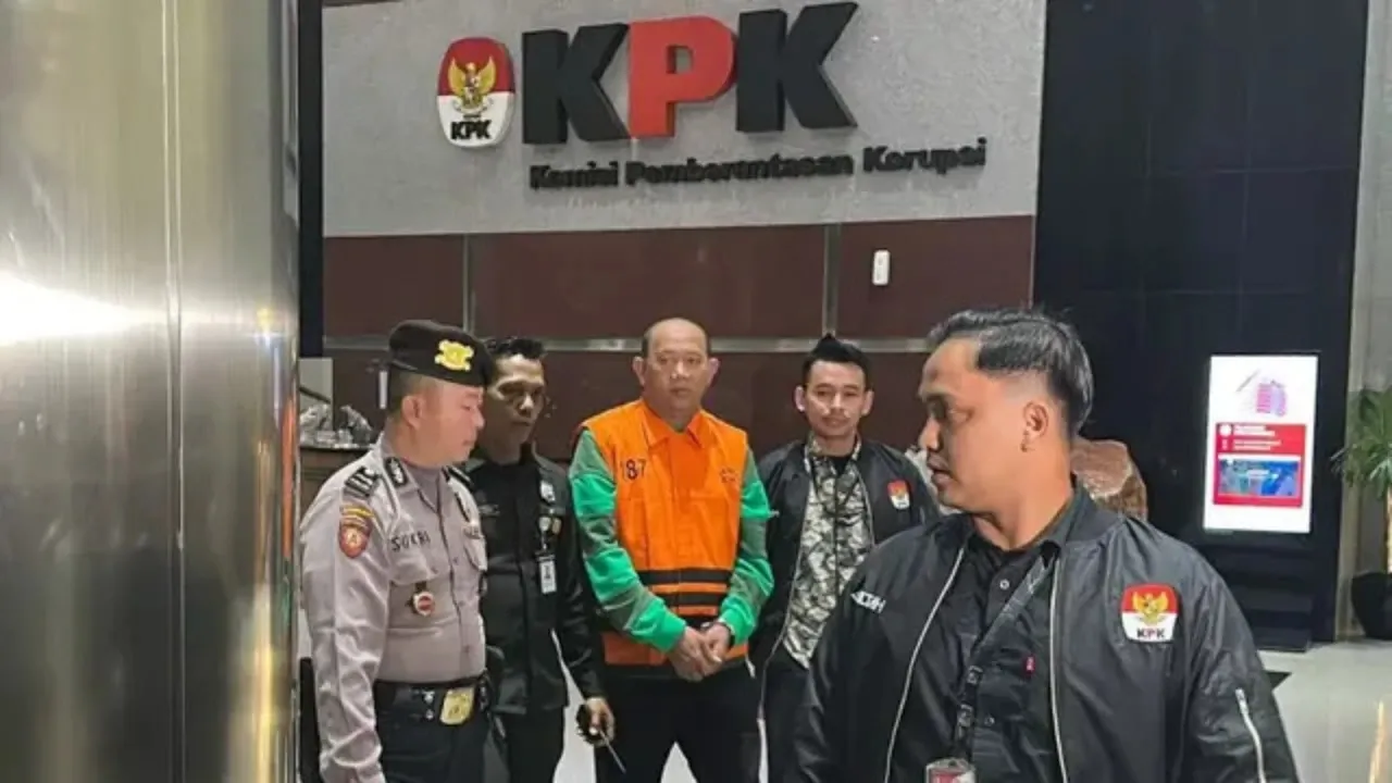 Ironi Dunia Pendidikan! KPK Bongkar Dugaan Korupsi Bupati Langkat, Seragam Sekolah Diduga Jadi Ladang Gratifikasi