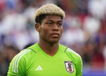 Zion Suzuki Gagal Gabung PSG, Ini Biang Kerok yang Bikin Transfer Kiper Jepang Berantakan