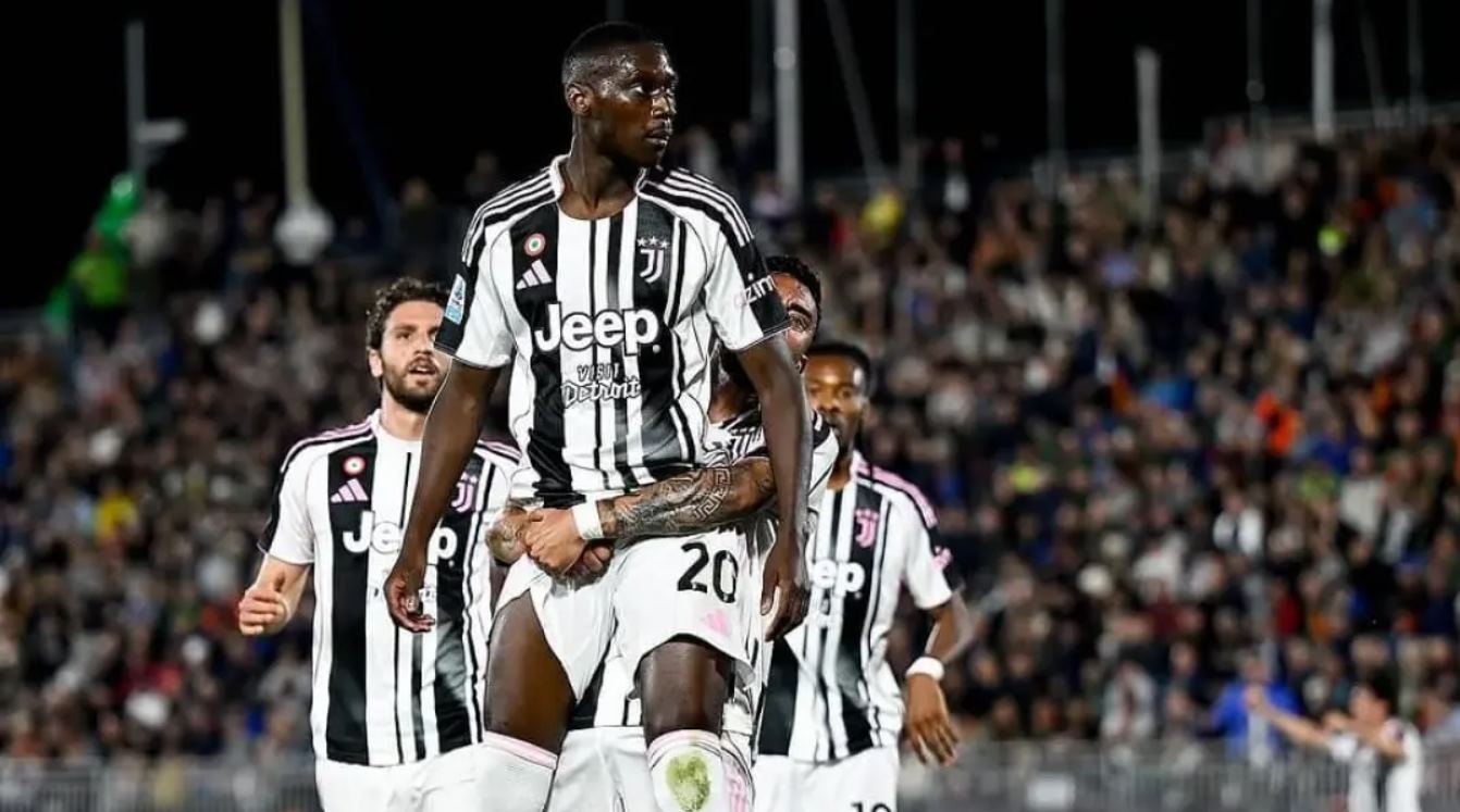 Juventus Kunci Masa Depan Lini Depan! Randal Kolo Muani Resmi Dipermanenkan dengan Kontrak Jangka Panjang