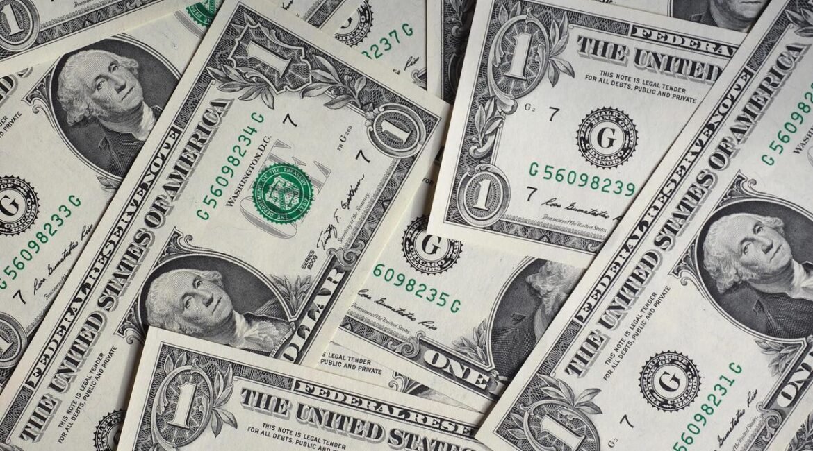 one-dollar-bills-photo