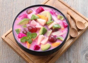 Sering Campur Buah dalam Satu Mangkuk? 5 Kombinasi Ini Bisa Picu Masalah Pencernaan