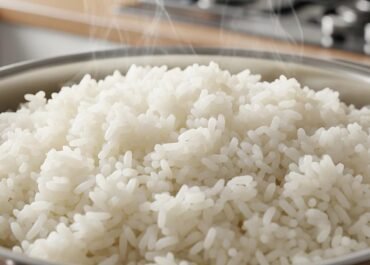 Nasi Sisa Jangan Langsung Dipanaskan, Ini Trik Sederhana agar Kembali Pulen dan Enak