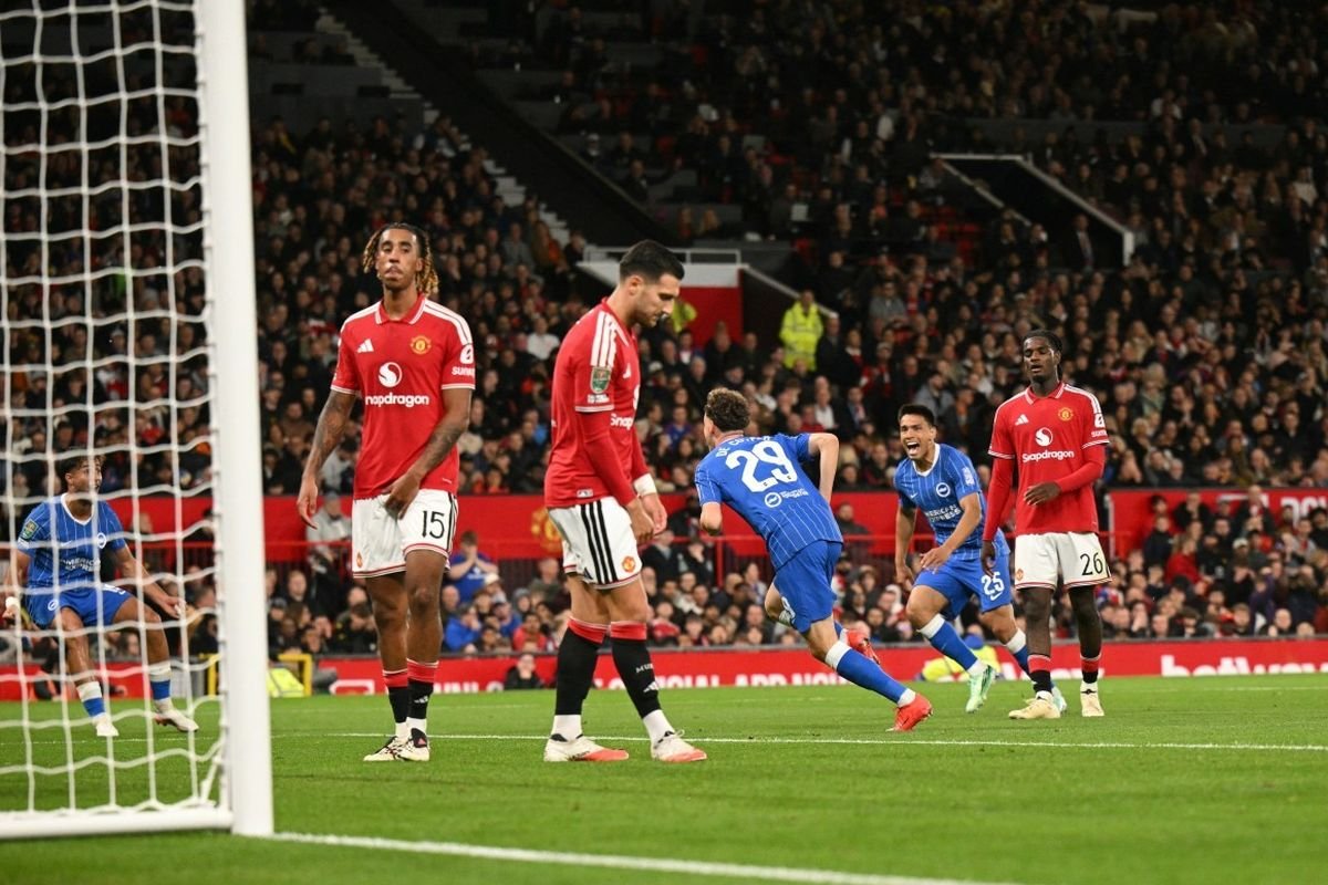 Manchester United Makin Tertekan Jelang Hadapi Fulham, Dua Kekalahan Beruntun Jadi Alarm Bahaya
