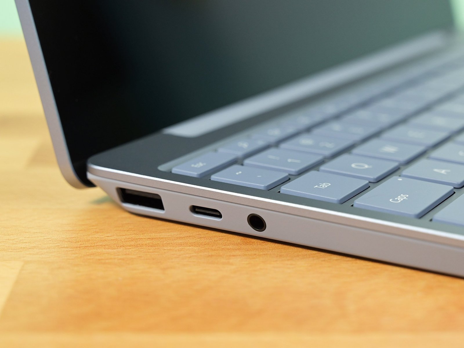 Laptop Tiba-Tiba Panas Padahal Cuma Dipakai Santai? Ini 7 Biang Keladinya