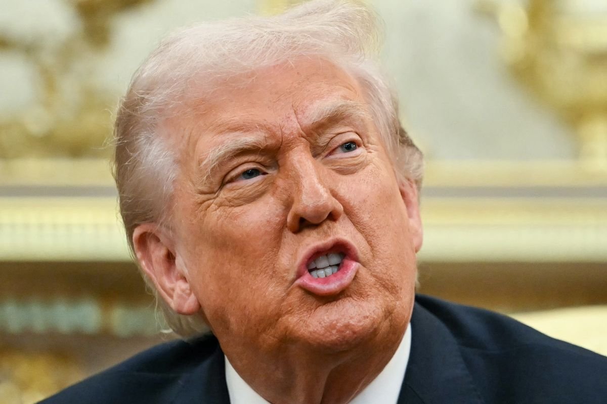 Trump Ragukan Beijing dan Moskwa Bantu Iran, Ini Alasan di Balik Sikapnya